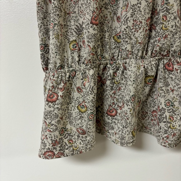 Melloday blouse gray with small flowers size large - Picture 5 of 6